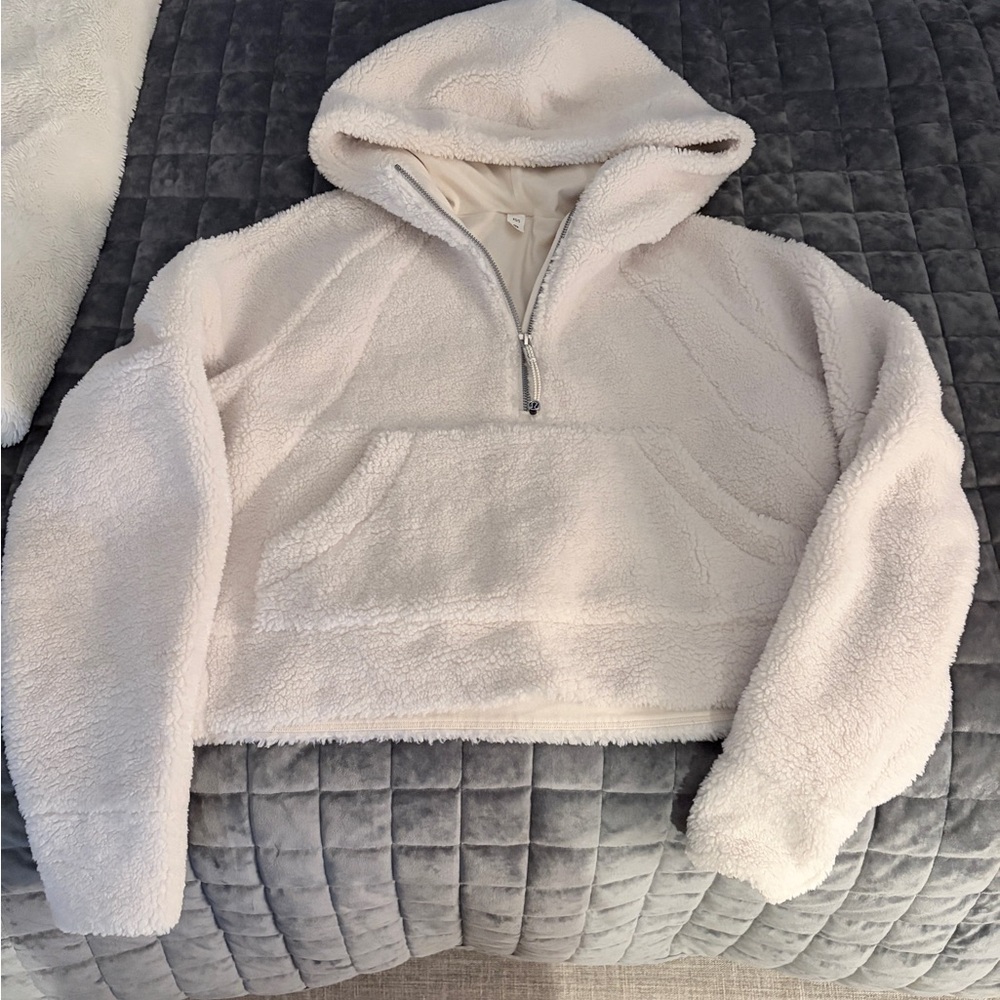 lululemon athletica Cream Sherpa Half-Zip Hoodie xs/s